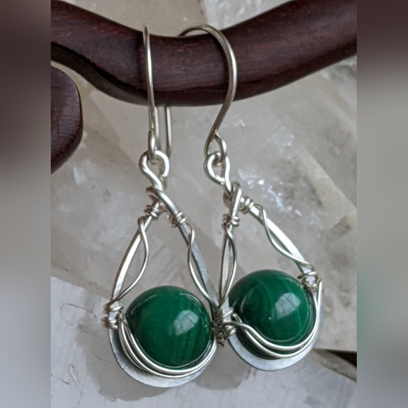 Elegant Sterling Silver Malachite Gemstone Earrings - Picture 2 of 14